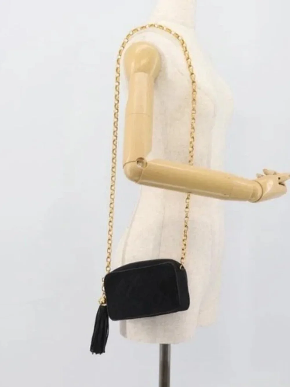 CHANEL Matelasse Chain Shoulder Bag Satin Black Gold CC Auth 189794V